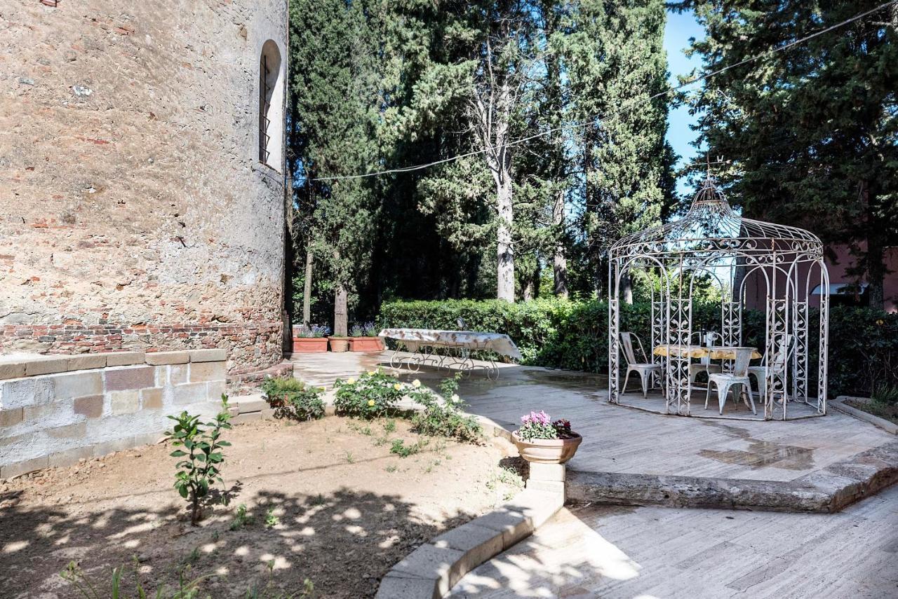 Casa Del Priore Usigliano Exterior photo